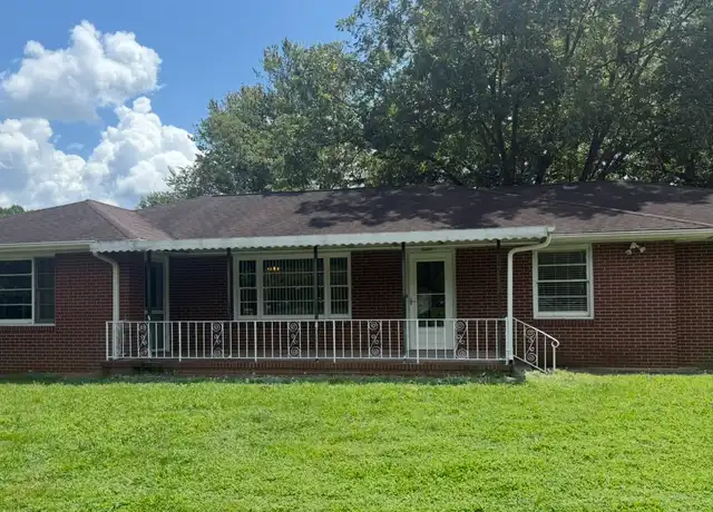 Property at 22 Center St, Travelers Rest, SC, 29690, 3 beds, 2 baths, [object Object]