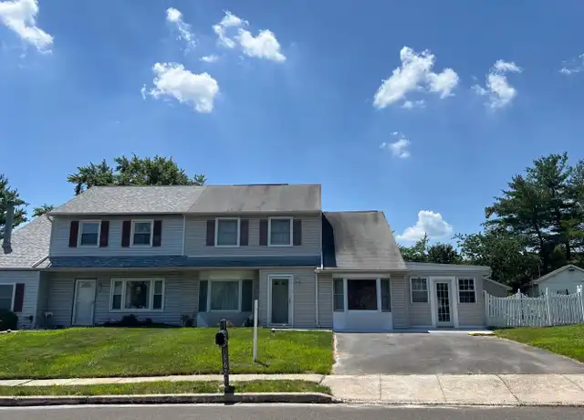 Property at 1626 Boone Way, Lansdale, PA, 19446, 4 beds, 2 baths, [object Object]
