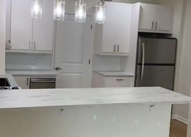 Property at 1732 W Cullerton St Unit 2, Chicago, IL, 60608, 3 beds, 1 bath, [object Object]