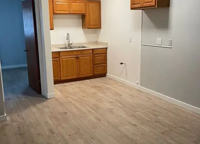Property at 11853 Eucalyptus Ave Apt G, Hawthorne, CA, 90250, 1 bed, 1 bath, [object Object]