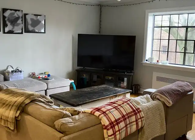 Property at 100 Sewall Ave #6, Brookline, MA, 02446, 2 beds, 1.5 baths, [object Object]