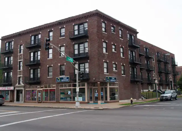 Property at 3954 S Grand Blvd Unit 3954 Grand 2S, St. Louis, MO, 63118, 1 bed, 1 bath, [object Object]