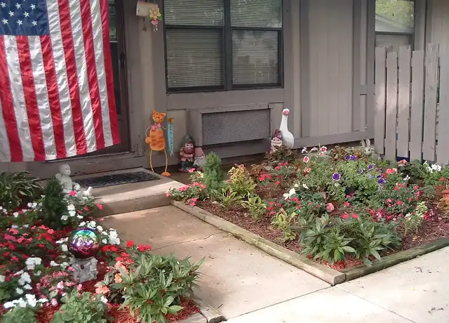 Property at Rochester Place Apartments - 421 Westwood Ln, Rochester, IN, 46975, 0 beds, 1 bath, [object Object]