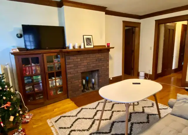 Property at 330 Norris Ct Unit 1, Madison, WI, 53703, 2 beds, 1 bath, [object Object]