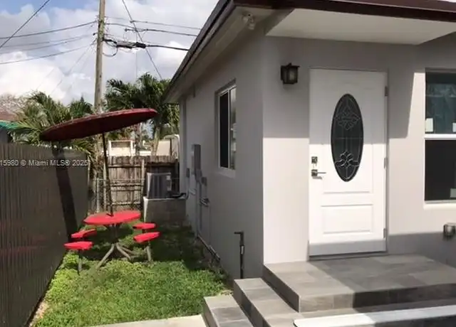 Property at 1221 SW 76th Ct, Miami, FL, 33144, 2 beds, 1 bath, [object Object]