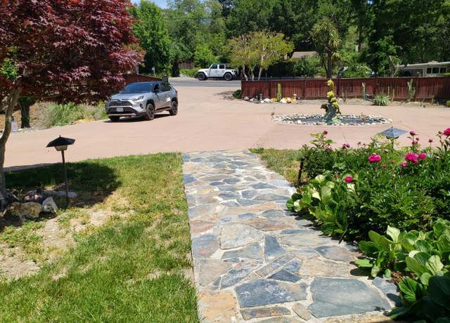 Photo of 528 Moraga Way, Orinda, CA 94563