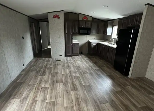 Property at 310 Scobey Ave Unit 315, Donna, TX, 78537, 3 beds, 2 baths, [object Object]