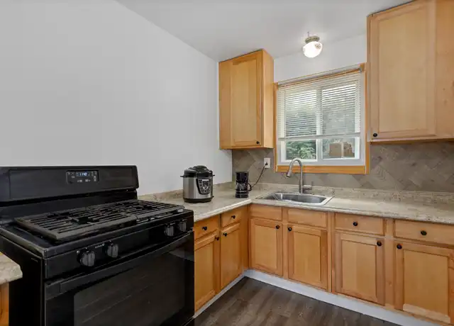 Property at 16638 E 8 Mile Rd, Detroit, MI, 48205, 1 bed, 1 bath, [object Object]