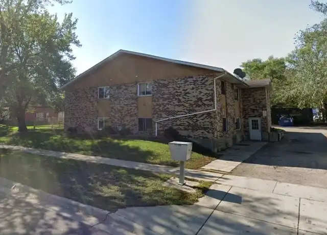 Property at 421 8th Ave N Unit 4, St Cloud, MN, 56303, 2 beds, 1 bath, [object Object]