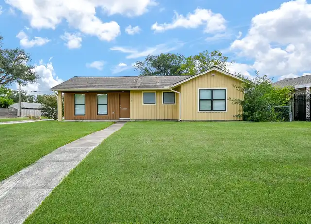 Property at 1860 Lynnview Dr, Houston, TX, 77055, 4 beds, 3 baths, [object Object]