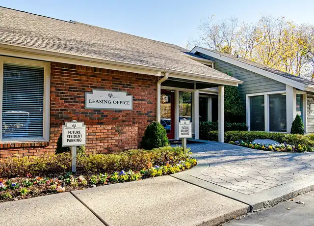 Property at Highlands at the Lake - 100 Arbor Lake Blvd, Hermitage, TN, 37076, 1-3 bed, 1-2 bath, [object Object]