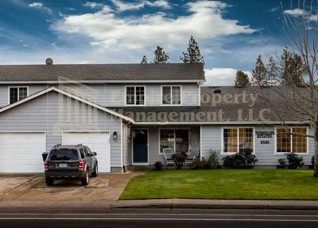 Property at 25160 E Broadway Ave Unit 2C, Veneta, OR, 97487, 3 beds, 1.5 baths, [object Object]