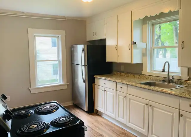 Property at Portland St Unit D, Rochester, NH, 2 beds, 1 bath, [object Object]