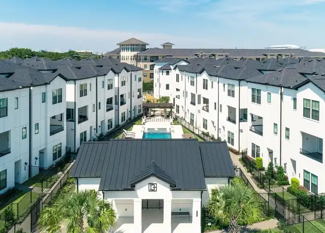 Property at 2716G Grand Fountains Dr Unit E, Houston, TX, 77054, 3 beds, 3.5 baths, [object Object]