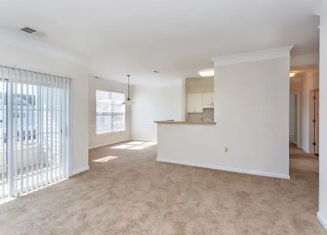 Property at The Marlowe - 8075 Preston Pointe Dr, Fort Wayne, IN, 46804, 1-2 bed, 1-2 bath, [object Object]