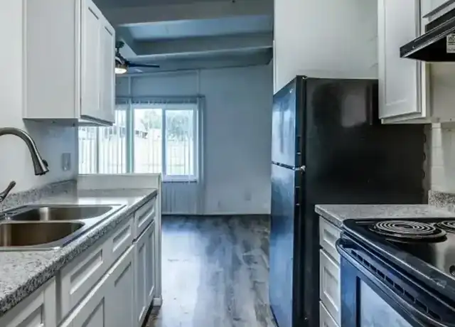 Property at 6211 N 48th Ave Unit 6211-04, Glendale, AZ, 85301, 2 beds, 1 bath, [object Object]