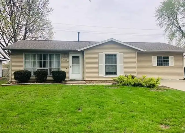 Property at 1426 Dillon Dr, Normal, IL, 61761, 3 beds, 1 bath, [object Object]