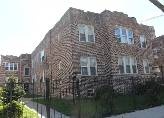 Property at 2015 N Laporte Ave Unit 1W, Chicago, IL, 60639, 2 beds, 1 bath, [object Object]