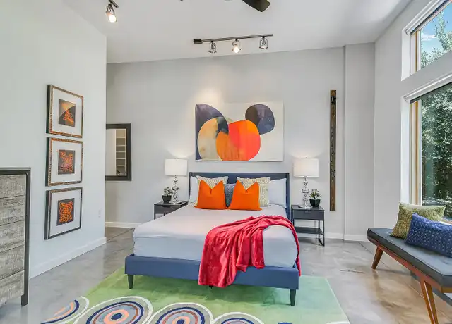 Property at 2124 E 6th St #204, Austin, TX, 78702, 1 bed, 1 bath, [object Object]