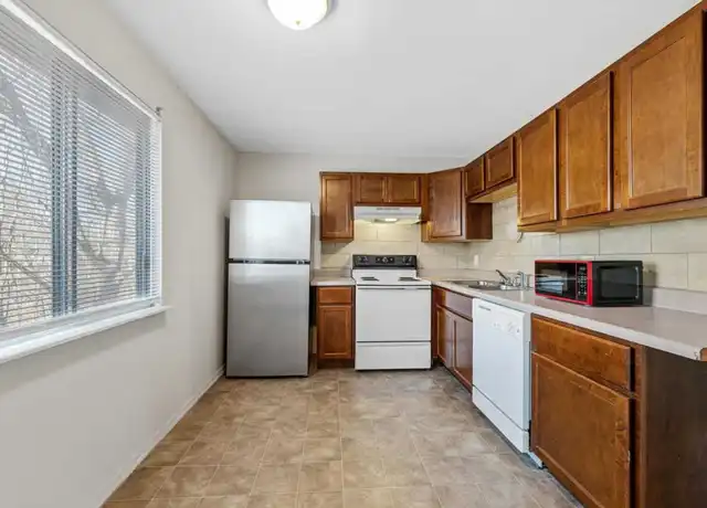 Property at 4 E Rock Creek Mnr, Arnold, MO, 63010, 2 beds, 1 bath, [object Object]