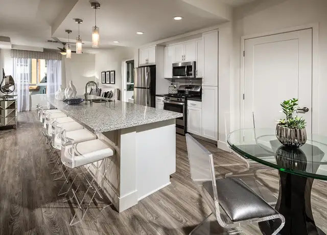Photo of 111 W Harrison St, Corona, CA 92878