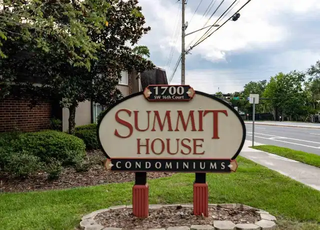 Property at 1700 SW 16th Ct Unit D27, Gainesville, FL, 32608, 1 bed, 1 bath, [object Object]
