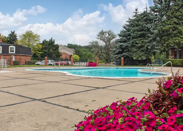 Property at Continental Plaza - 25834 Continental Cir, Taylor, MI, 48180, 1-2 bed, 1 bath, [object Object]