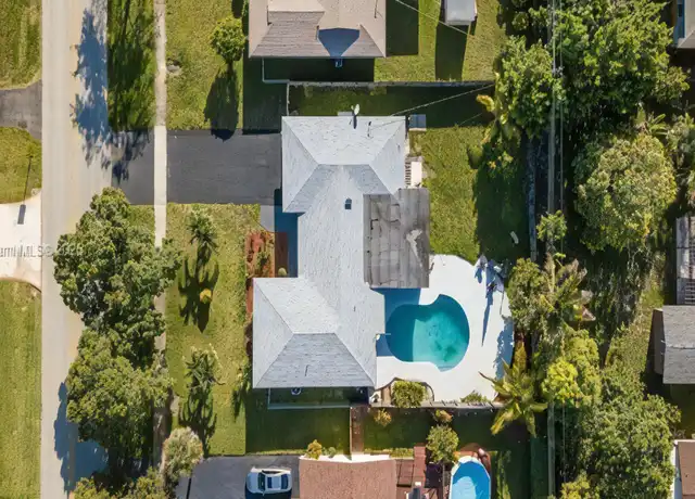 Property at 4777 NW 5th St, Plantation, FL, 33317, 3 beds, 2 baths, [object Object]