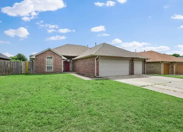Property at 616 Garrison Ln, Yukon, OK, 73099, 3 beds, 2 baths, [object Object]