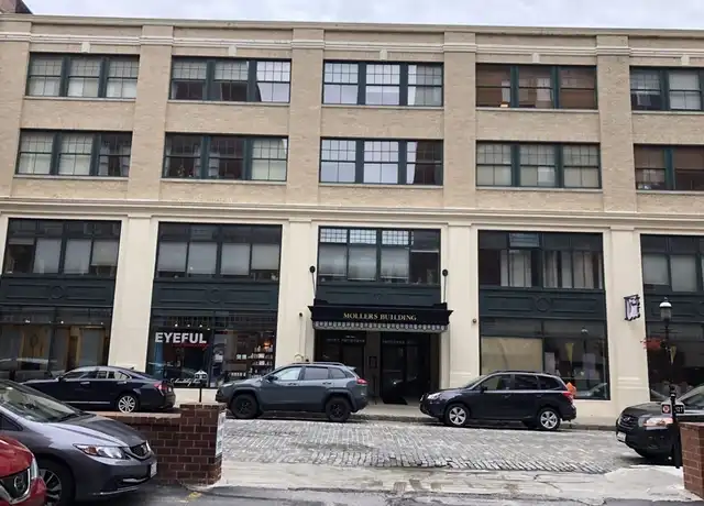 Property at 33 Middle St #17, Lowell, MA, 01852, 1 bed, 1 bath, [object Object]