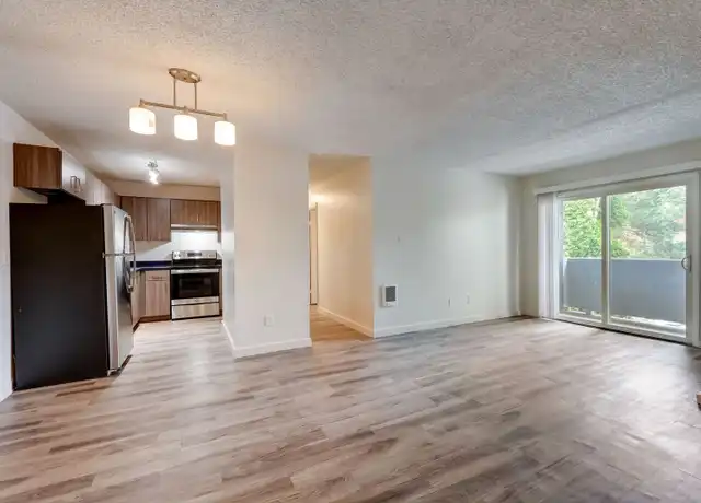 Property at 14630 SW Farmington Rd Unit 8, Beaverton, OR, 97007, 2 beds, 1 bath, [object Object]