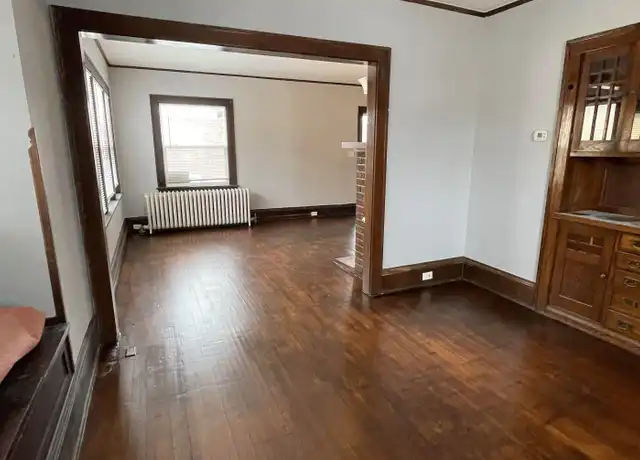 Property at 3709 2nd Ave S, Minneapolis, MN, 55409, 3 beds, 1 bath, [object Object]