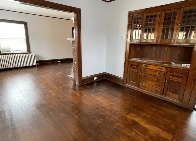 Property at 3709 2nd Ave S, Minneapolis, MN, 55409, 3 beds, 1 bath, [object Object]