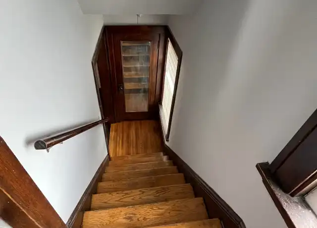 Property at 3709 2nd Ave S, Minneapolis, MN, 55409, 3 beds, 1 bath, [object Object]