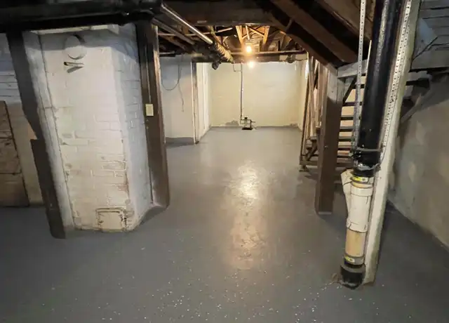 Property at 3709 2nd Ave S, Minneapolis, MN, 55409, 3 beds, 1 bath, [object Object]