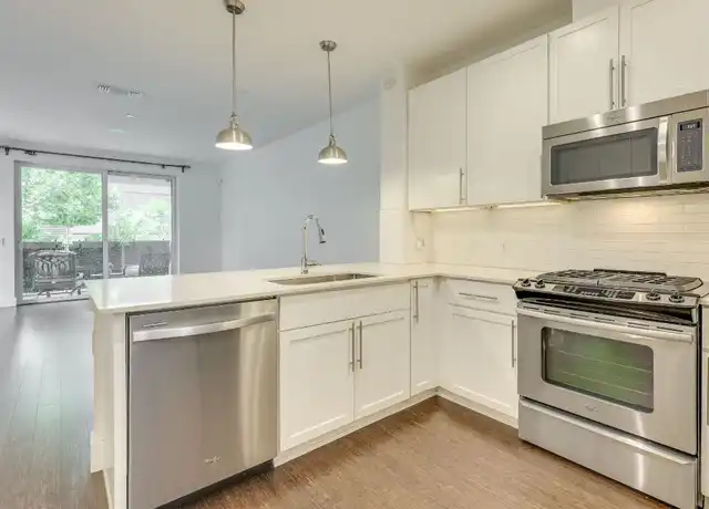 Property at 2801 Dulce Ln #721, Austin, TX, 78704, 1 bed, 1 bath, [object Object]