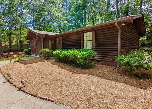 Property at 895 Westland Dr SW, Marietta, GA, 30064, 2 beds, 1 bath, [object Object]