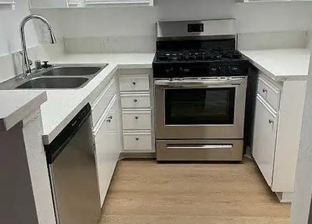 Property at Wilshire Berendo Regency - 415 S Berendo St, Los Angeles, CA, 90020, 2 beds, 2 baths, [object Object]