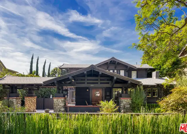 Property at 221 S St Andrews Pl, Los Angeles, CA, 90004, 4 beds, 2.5 baths, [object Object]