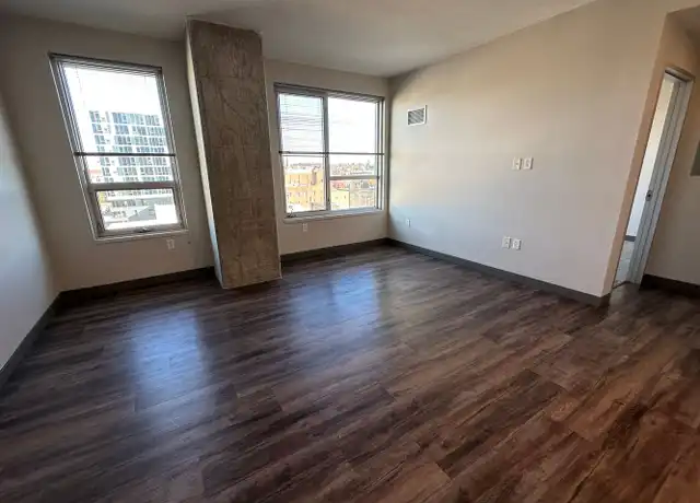 Property at 10 Commerce Ave SW Unit 604, Grand Rapids, MI, 49503, 1 bed, 1 bath, [object Object]