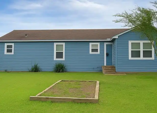 Property at 504 Bonham St, Tom Bean, TX, 75489, 2 beds, 1 bath, [object Object]