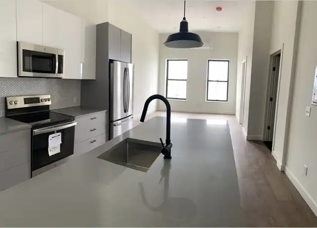 Property at 217 Essex St Unit 503, Salem, MA, 01970, 1 bed, 1 bath, [object Object]