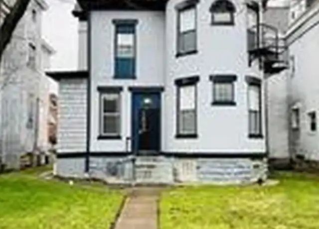 Property at 5530 Stanton Ave Unit 3, Pittsburgh, PA, 15206, 1 bed, 1 bath, [object Object]