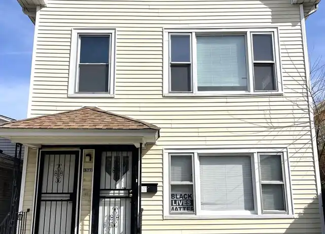 Property at 1321 East Ave Unit 2, Berwyn, IL, 60402, 3 beds, 1 bath, [object Object]
