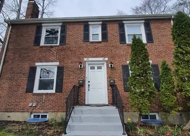 Property at 149 Lowell Ave Unit 1, Newtonville, MA, 02460, 3 beds, 2 baths, [object Object]
