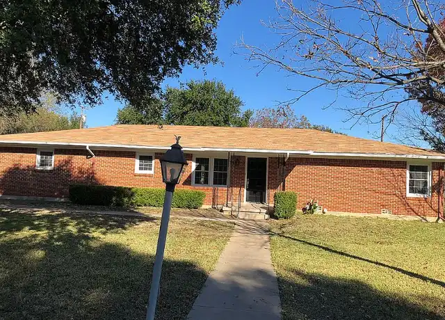 Property at 311 Santa Fe Dr, Woodway, TX, 76712, 3 beds, 2 baths, [object Object]