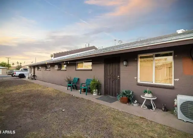 Property at 2343 E Pueblo Ave Unit 4, Phoenix, AZ, 85040, 2 beds, 1 bath, [object Object]