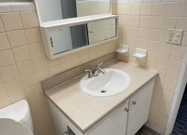 Property at 1037 Cross Keys Rd Unit 1037-06, Lexington, KY, 40504, 2 beds, 1 bath, [object Object]