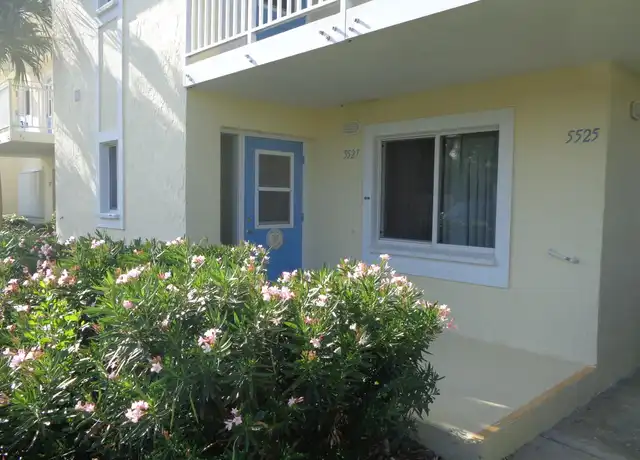 Property at 5527 NE Gulfstream Way, Stuart, FL, 34996, 2 beds, 2 baths, [object Object]