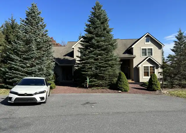 Property at 379 Linden Ct, Tannersville, PA, 18372, 4 beds, 3 baths, [object Object]